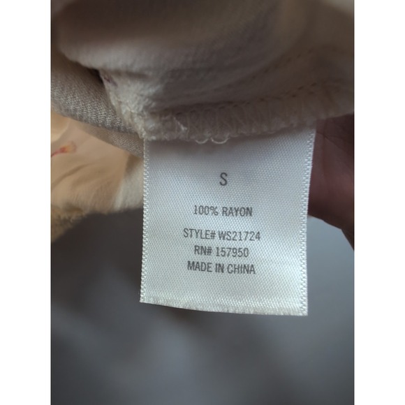 Blue Rain womens top size Small boho‎ Floral deep v neck line stretchy - Picture 7 of 8